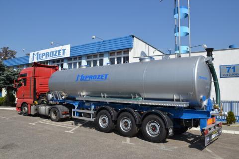 30000-l-on-semi-trailer.JPG