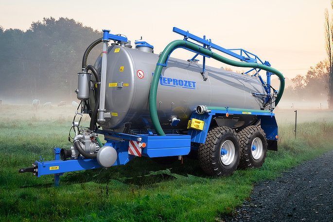 Meprozet cisterna na louce